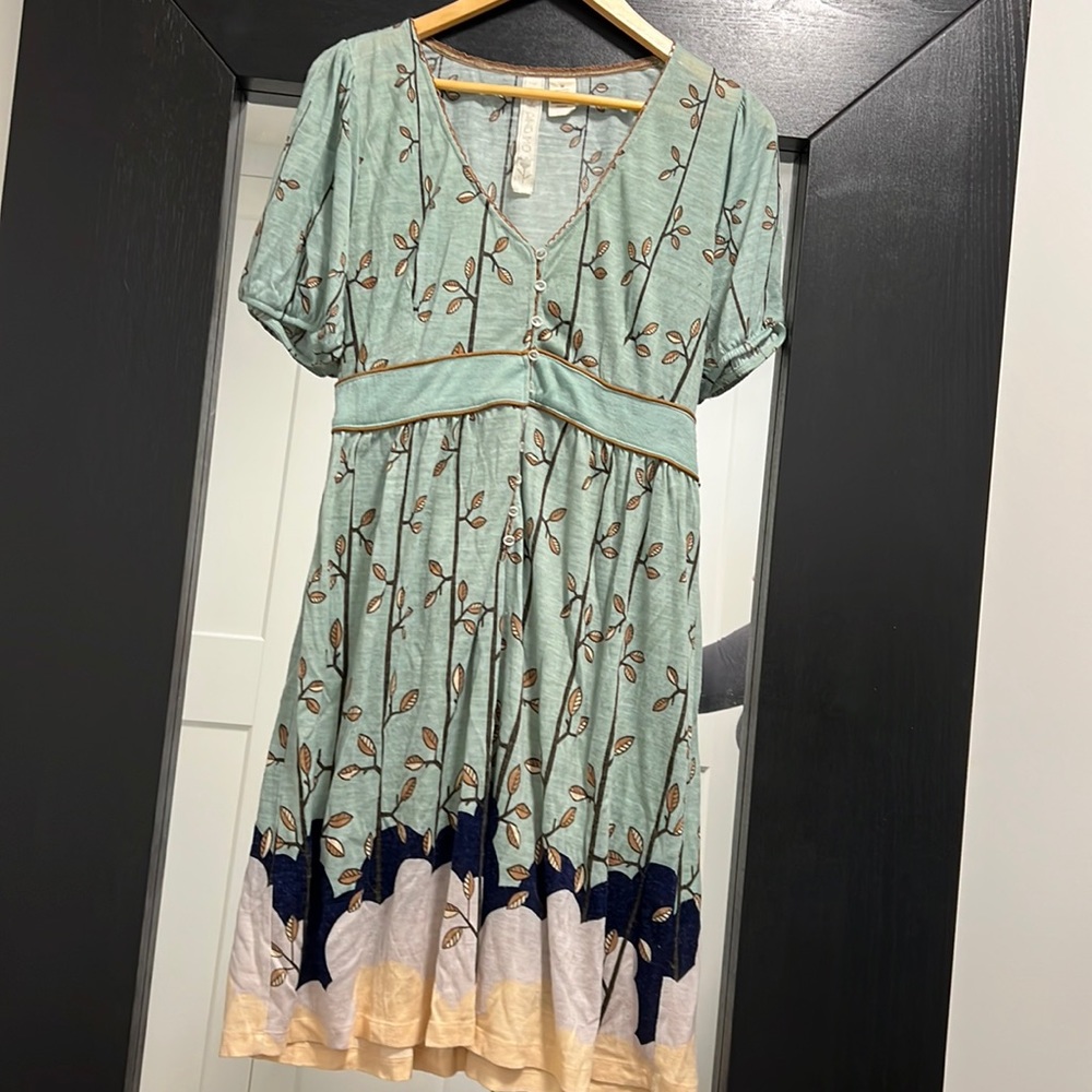 Nick and Mo dress
